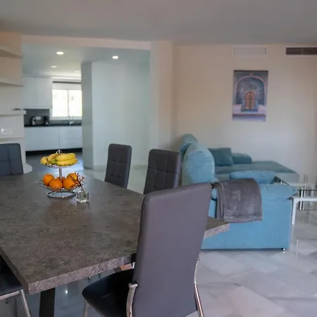 Luxury Three Bedroom At Apartamento Estepona