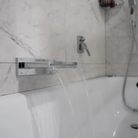 Apartamento Luxury Three Bedroom At *